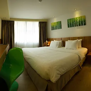 French 2* Ipoh
